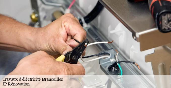 Travaux d'éléctricité  branceilles-19500 JP Rénovation